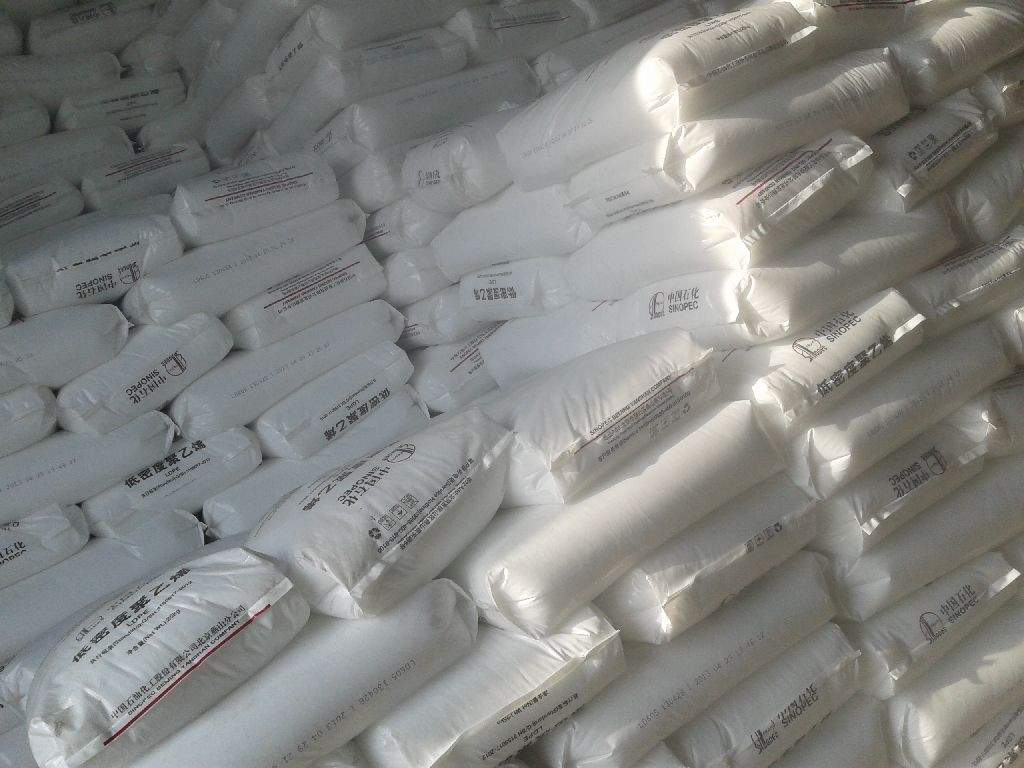 Factory Direct Sale Virgin LDPE(Low-Density Polyethylene) Granules Different MFI Value CAS No.9002-88-4  CAS NO.9002-88-4